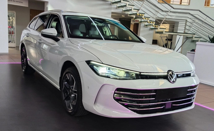 Volkswagen Passat cena 209399 przebieg: 5, rok produkcji 2024 z Czarna Białostocka małe 92